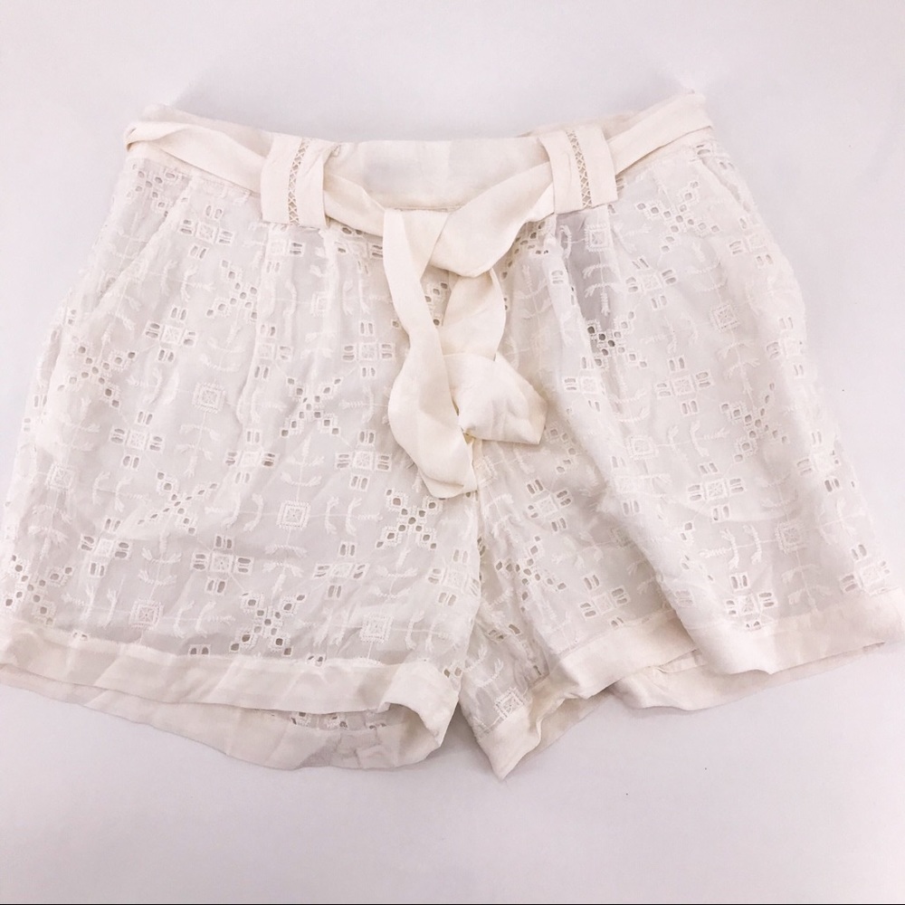 Massimo Dutti Off White Lace Shorts Sz 8 EUC - Picture 3 of 8